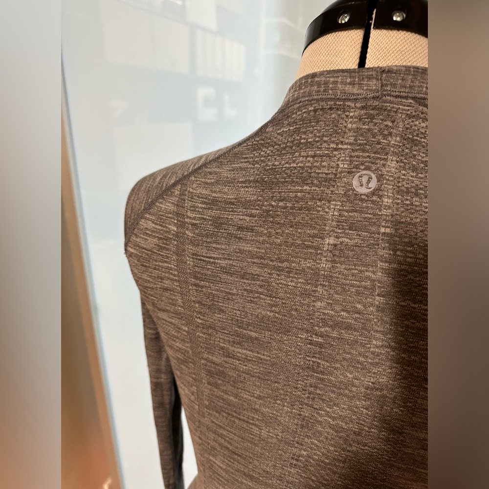 Lululemon Swift Tech Tee - image 5